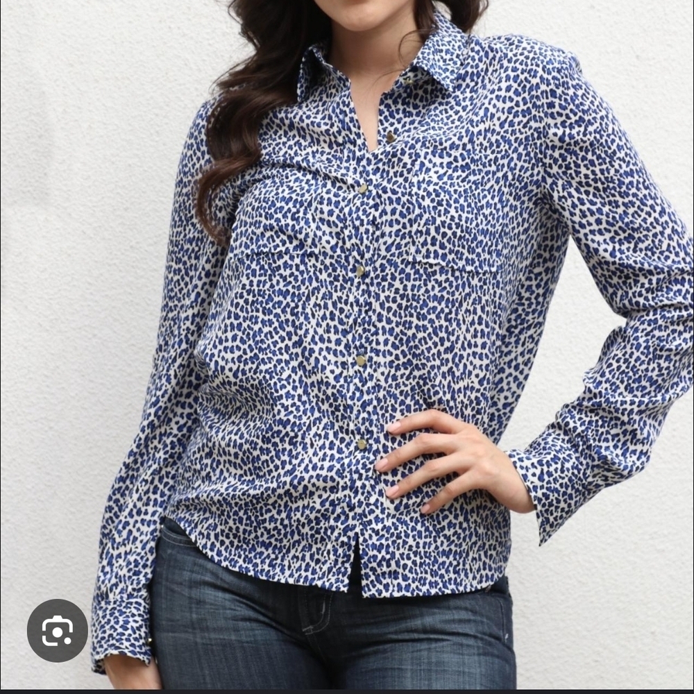JUICE COUTURE..Elegant Blue Patterned Women's Button Down Shirt